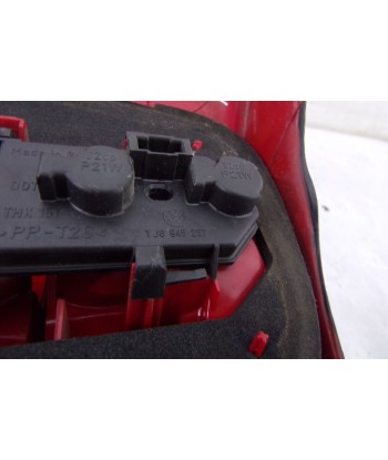 Lampa prawa tylna VW Golf IV 1J0945257