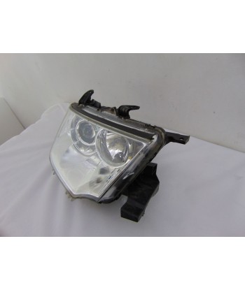 Lampa prawa przednia Mitsubishi L200 8301A878