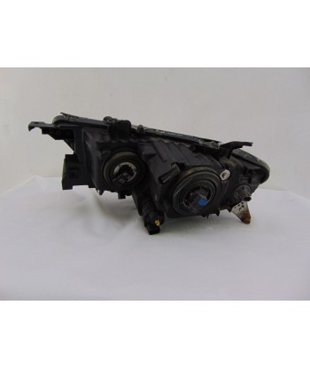 Lampa prawa przednia Mitsubishi L200 8301A878