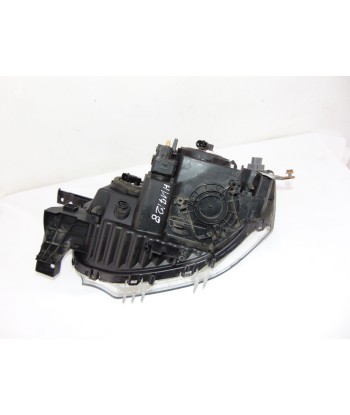 Lampa prawa przednia Mitsubishi L200 8301A878