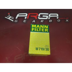 Filtr oleju MANN FILTER W719/30