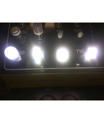 Żarówka 12v Bosma W5W 3x LED SMD5050 CANBUS 2SZT
