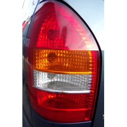 Lampa prawa tylna Opel Zafira