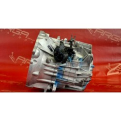 Skrzynia biegów 8V4R7002AE 2.0 TDCI Ford