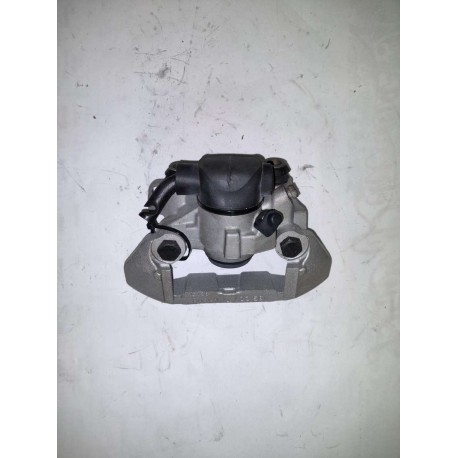 Zacisk hamulcowy prawy tylny CLIO II MEGANE I SCENIC I THALIA I BOSCH 331561 Zacisk hamulcowy prawy tylny CLIO II MEGANE I SCENIC I THALIA I BOSCH 331561