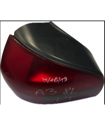 lampa prawy tył Audi A3 8L