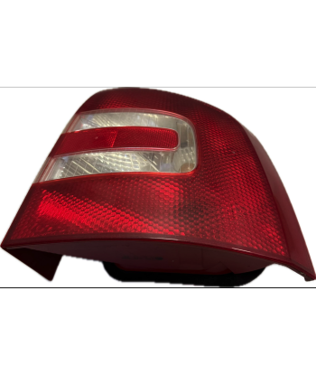 Lampa prawa tylna do skoda octavia 2 kombi