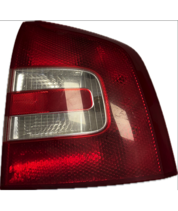 Lampa prawa tylna do skoda octavia 2 kombi