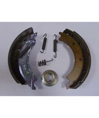 Szczęki Hamulcowe KNOTT 4711 - komplet na jedno koło