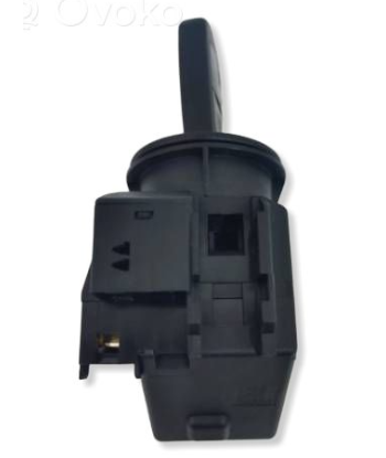 Kompletna stacyjka z kluczem Mercedes E Klasa W210 W202 OE: 2105450208 - UŻYWANA