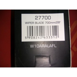 Pióro wycieraczek KAMOKA WIPER BLADE 27700 700mm/28"
