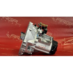 Skrzynia biegów 20CQ87 1.4 V8 Peugeot 207 Citroen C3